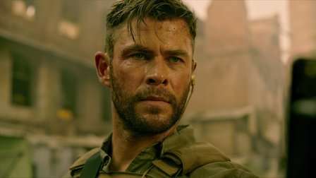 extraction-movie-chris-hemsworth-fight-scene-reviewhax