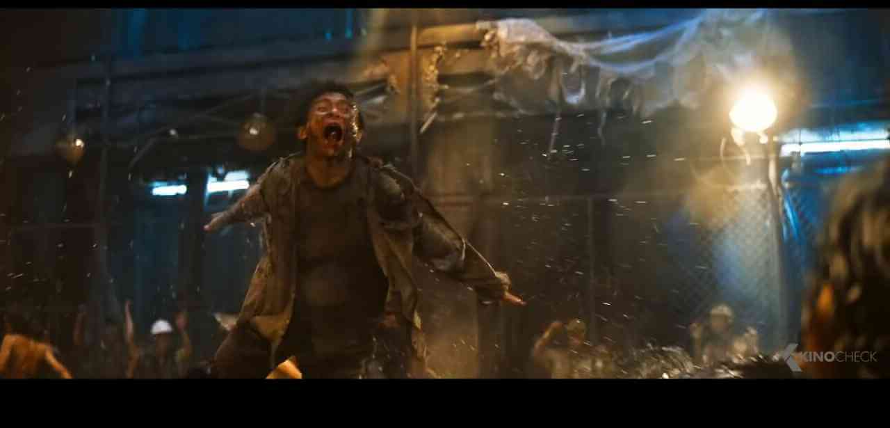 Train-To-Busan-2-Peninsula-Films-zombie-fighting Train-To-Busan-2-Peninsula-Films-zombie-fighting