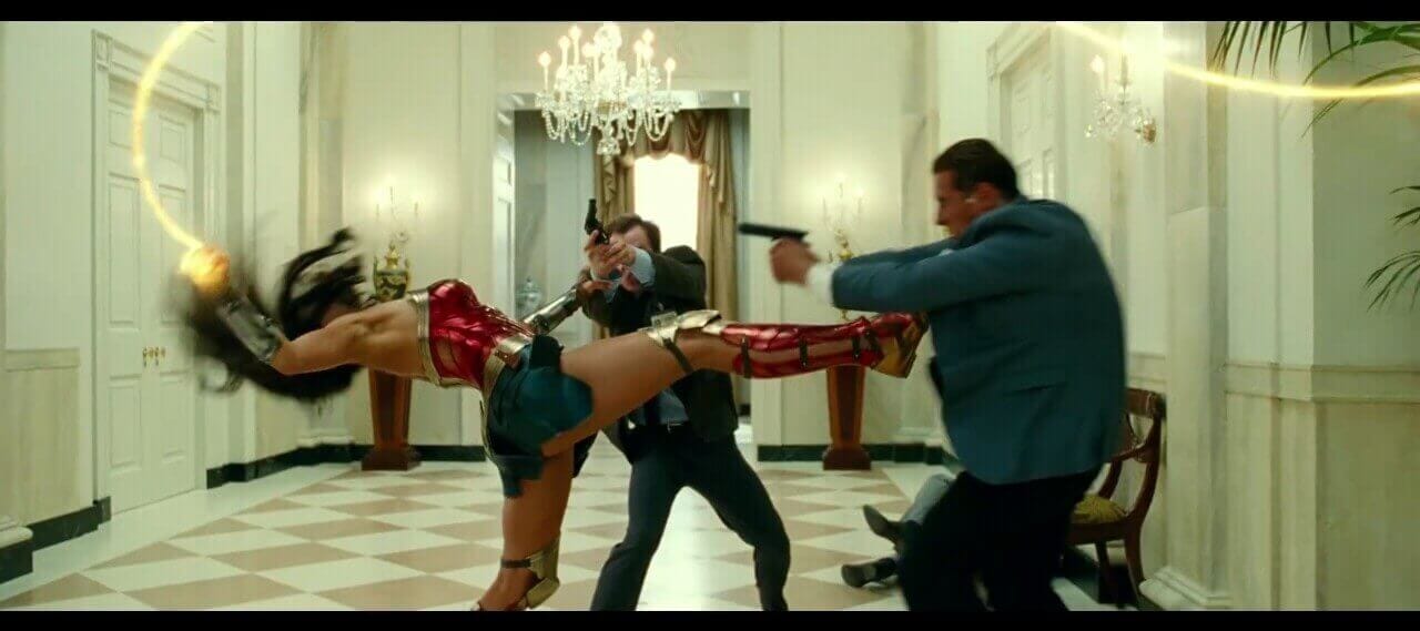 wonder-woman-1984-movie-trailer-screen-shot-diana-shoping-mall-fight-review wonder-woman-1984-movie-trailer-screen-shot-diana-shoping-mall-fight-review